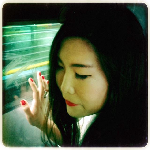 #GirlOnTheTrain : Performance: Sophy Fung: Images: Tatiana Pentes and Geoffrey Weary